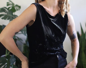 Vintage 1990s black velvet beaded sleeveless shirt tank top