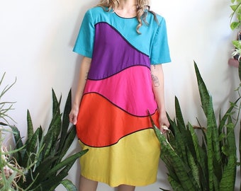 Vintage 1980s short sleeve waves of rainbow color block wavy dress