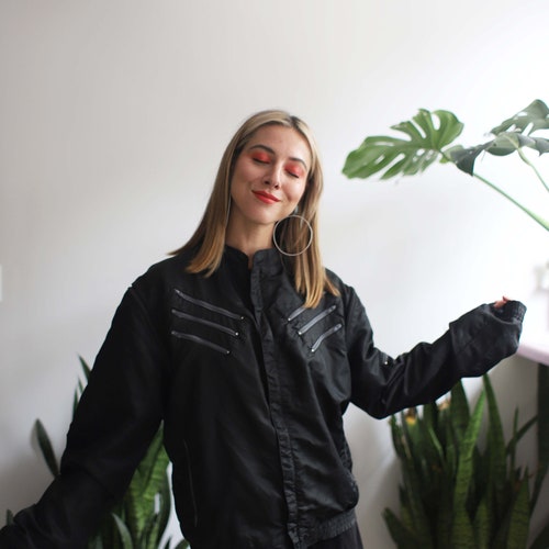 Vintage 1980s Banzai black bomber windbreaker jacket / vest - zippers - zip off shops sleeves