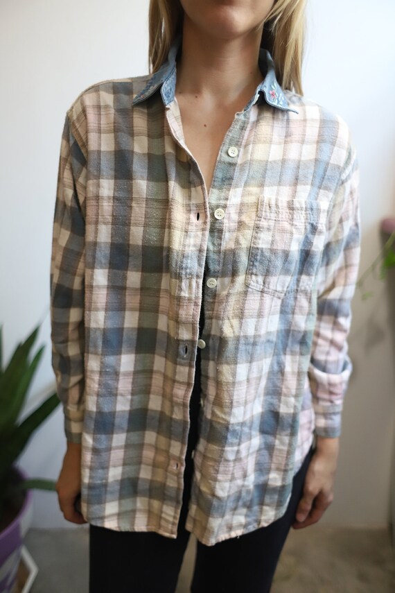 Vintage 1990s long sleeve plaid flannel shirt but… - image 3