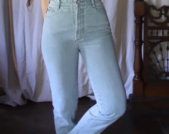 Vaqueros mom BONGO de tiro alto vintage de los años 90, color verde claro descolorido, pierna recta