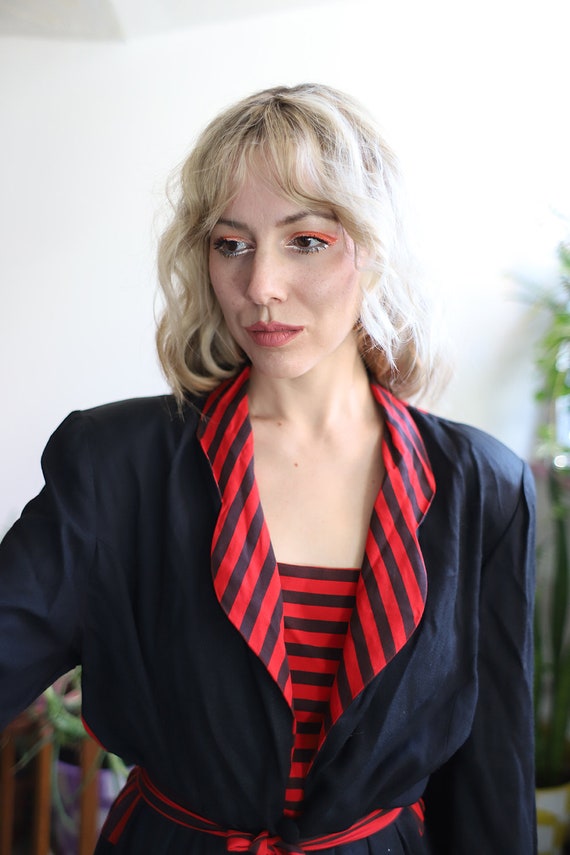 Vintage 1980s black and red striped long sleeve d… - image 6