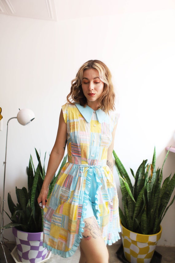 sleeveless 50s pastel dress Gem