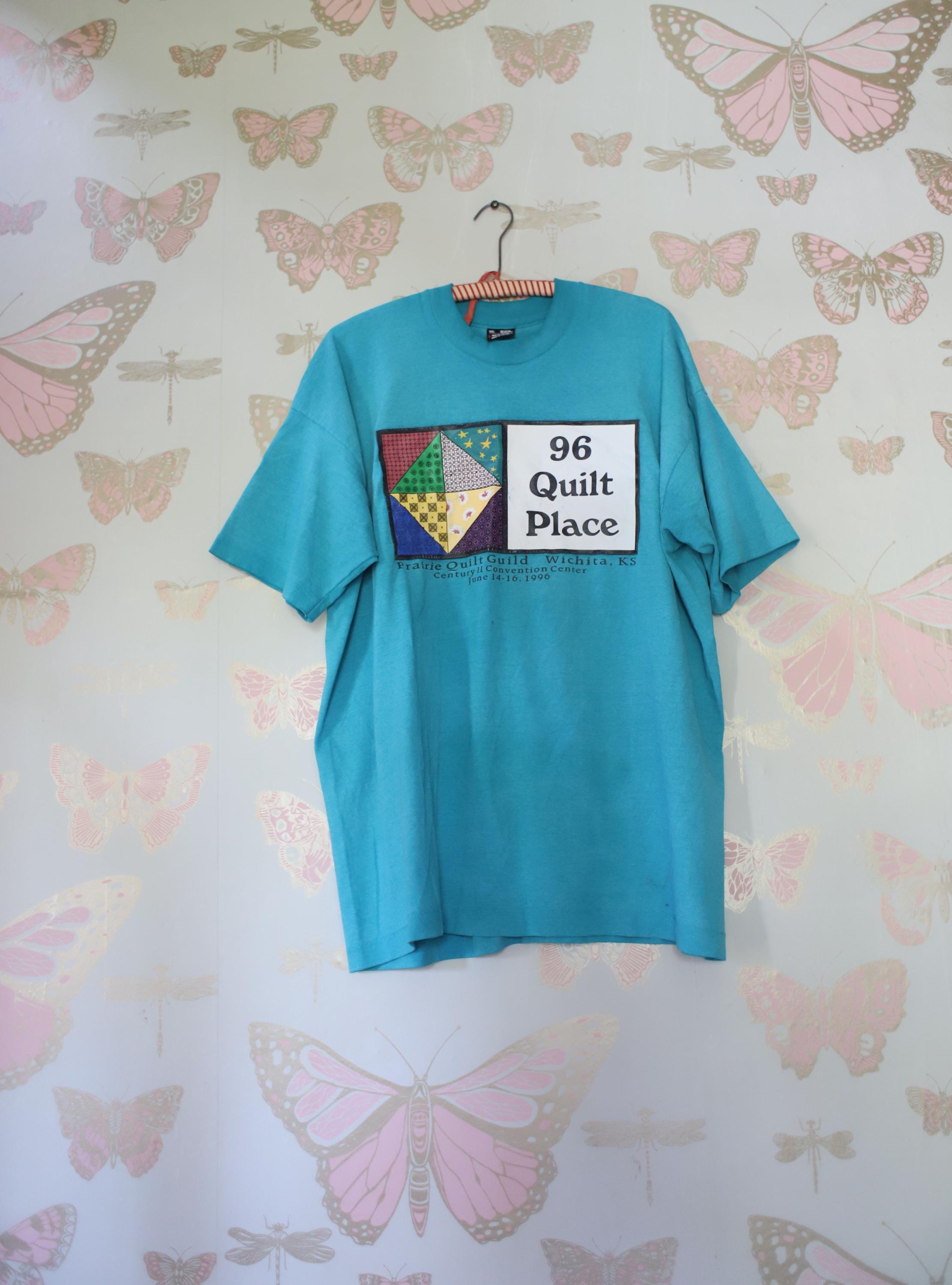 SEAVEN 『TYBLE』 Vintage 90s Quilt Guild T-shirt: Wichita Kansas Century II