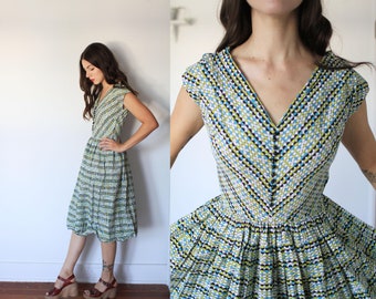 Vintage 1950s Youth Guild of New York XS small novelty geometric print fit and flare dress