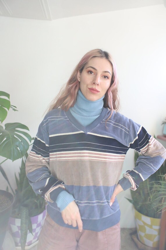 Vintage 80s blue velour Gem