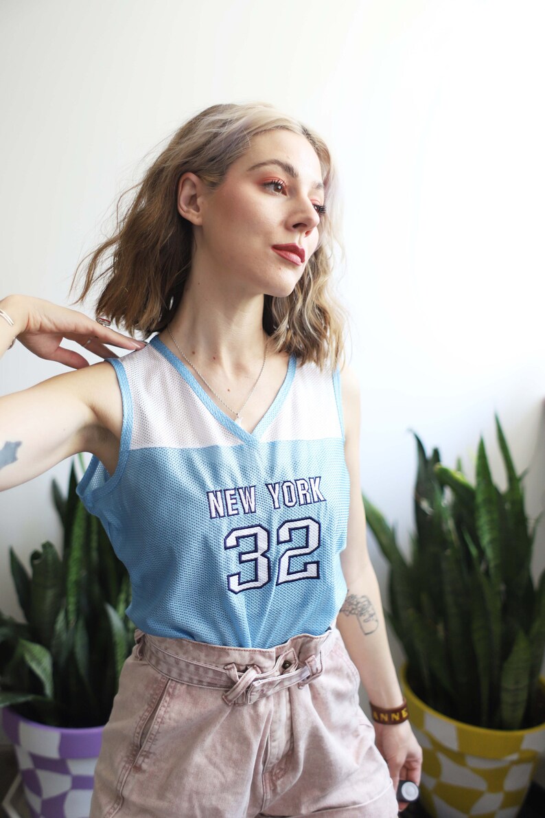 Vintage 1990s 2000s y2k xs small New York 32 sleeveless jersey tank top shirt / pastel light blue image 4