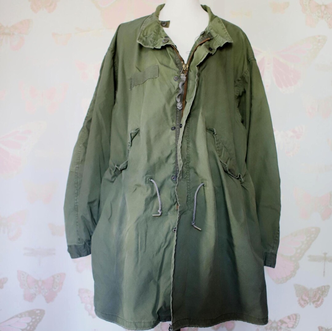 Vintage 1980s Medium M65 Fishtail Parka Extreme Cold Weather
