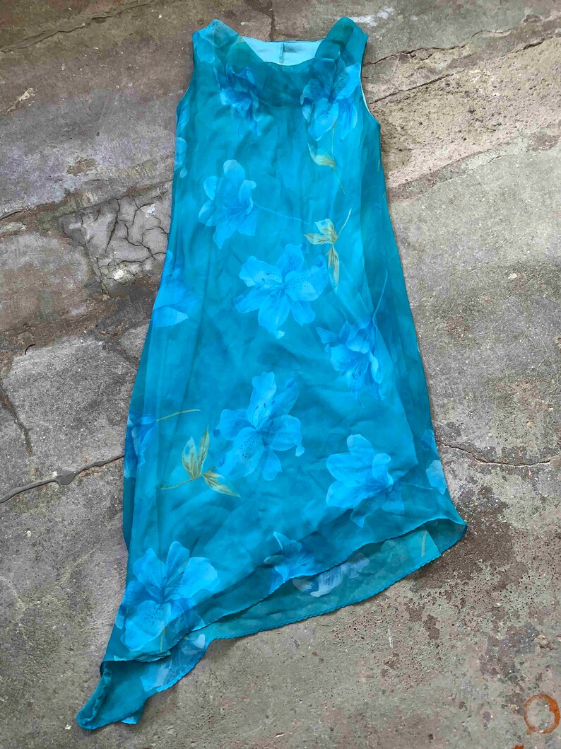 Vintage 2000s 00s y2k sleeveless cowl next asymmetrical hem blue floral dress image 9