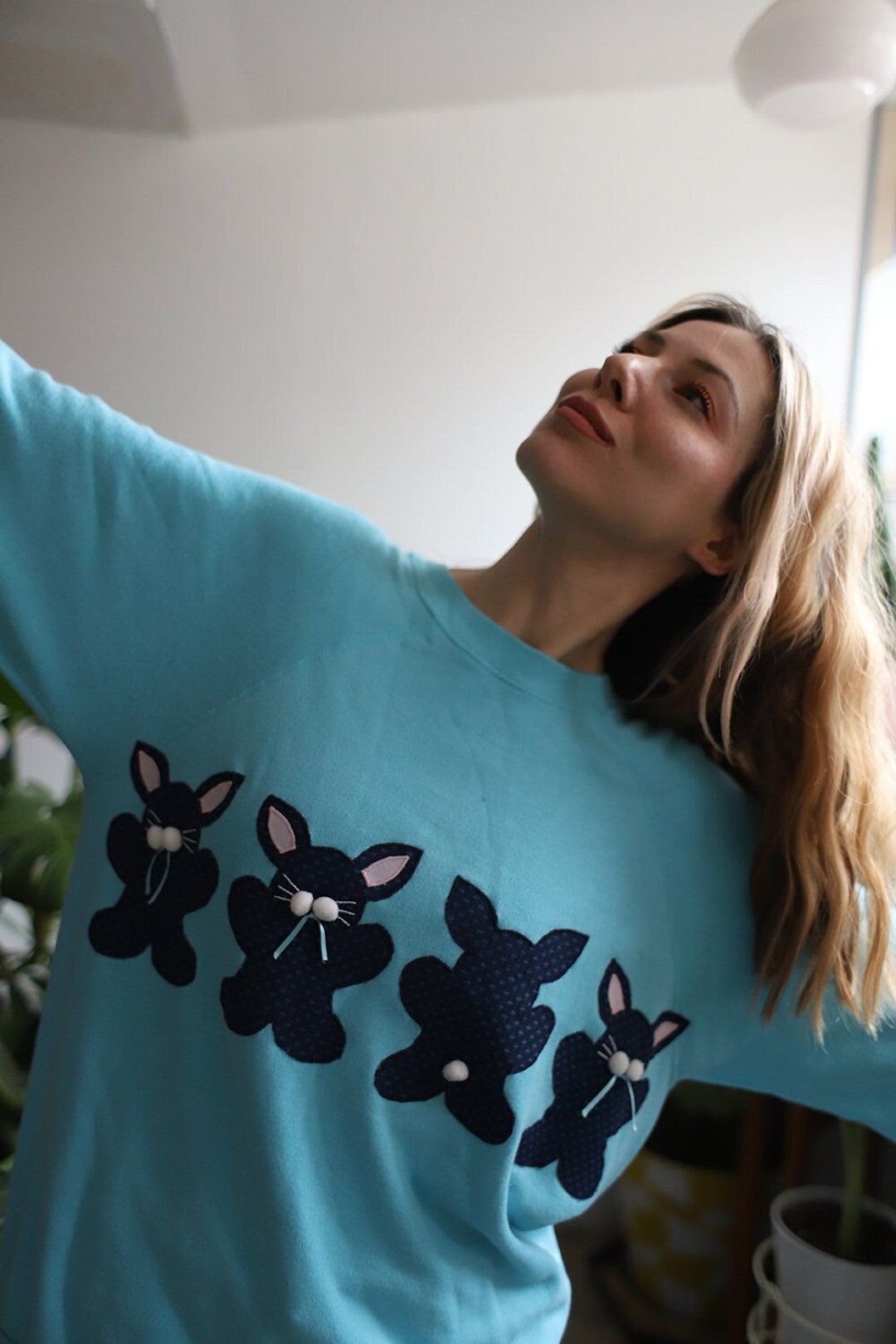 Rare Rabbit Pullover Vintage 1980s 90s Blue Pullover Bunny Rabbit Applique Crew Neck ...