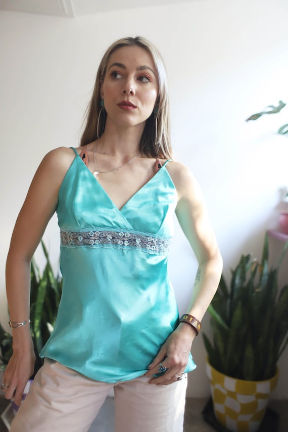 Vintage 1990s 2000s 00s Y2k Spaghetti Strap Tank Top V-neck