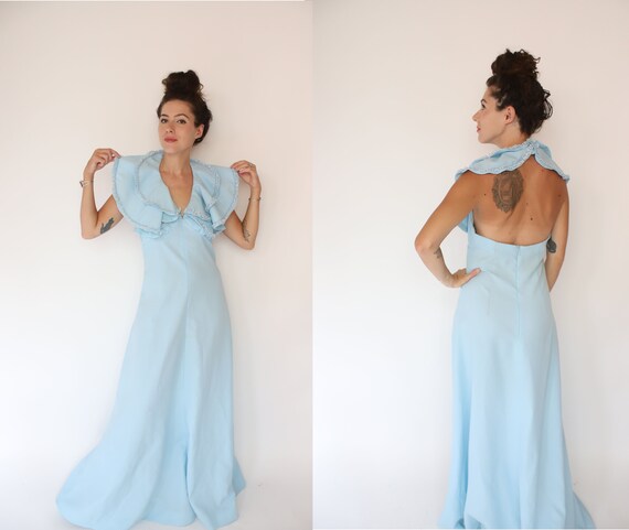 Vintage 1970s 70s medium baby blue ruffle halter m