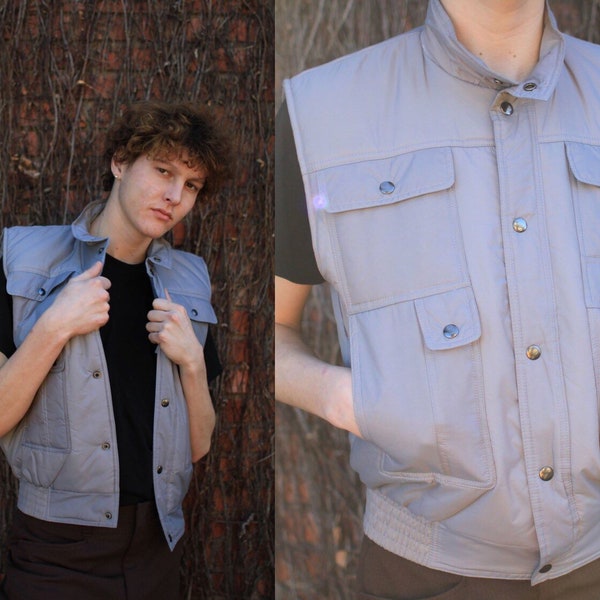 Vintage 1970s 90s Ozark Trail men's / unisex medium light grey puffer vest / button up / sleeveless