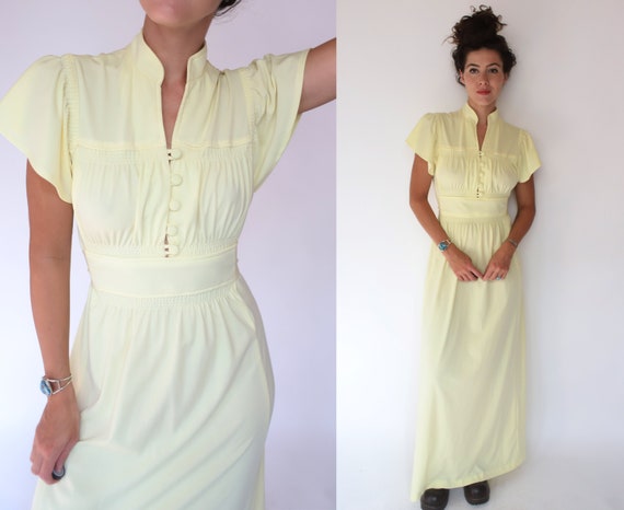 Vintage 1970s small medium Trolley Car pastel pale