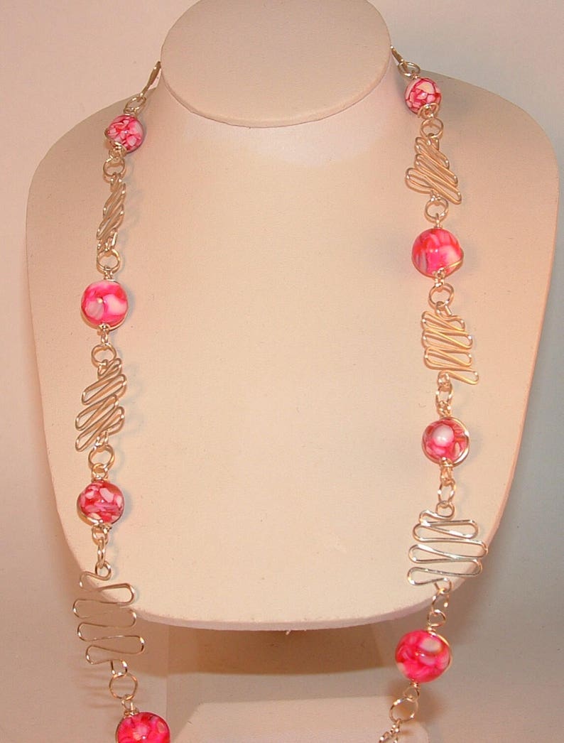 beaded jewelry silver plate jewelry Squiggle Chain Necklace Set Wire and pink bead jewelry set wire /& bead jewelry Wire work jewelry