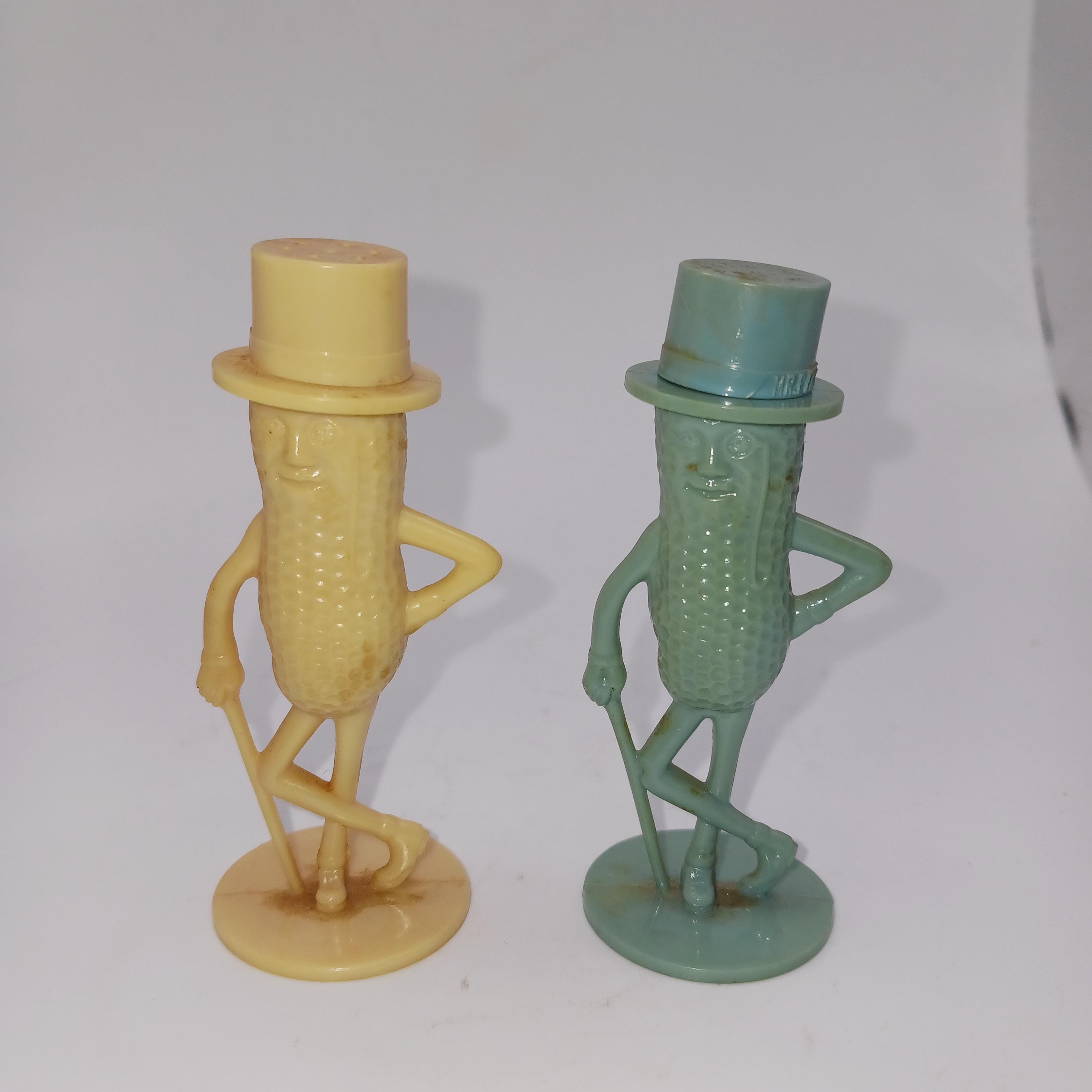 Mr Peanut Salt and Pepper Shakers - Etsy