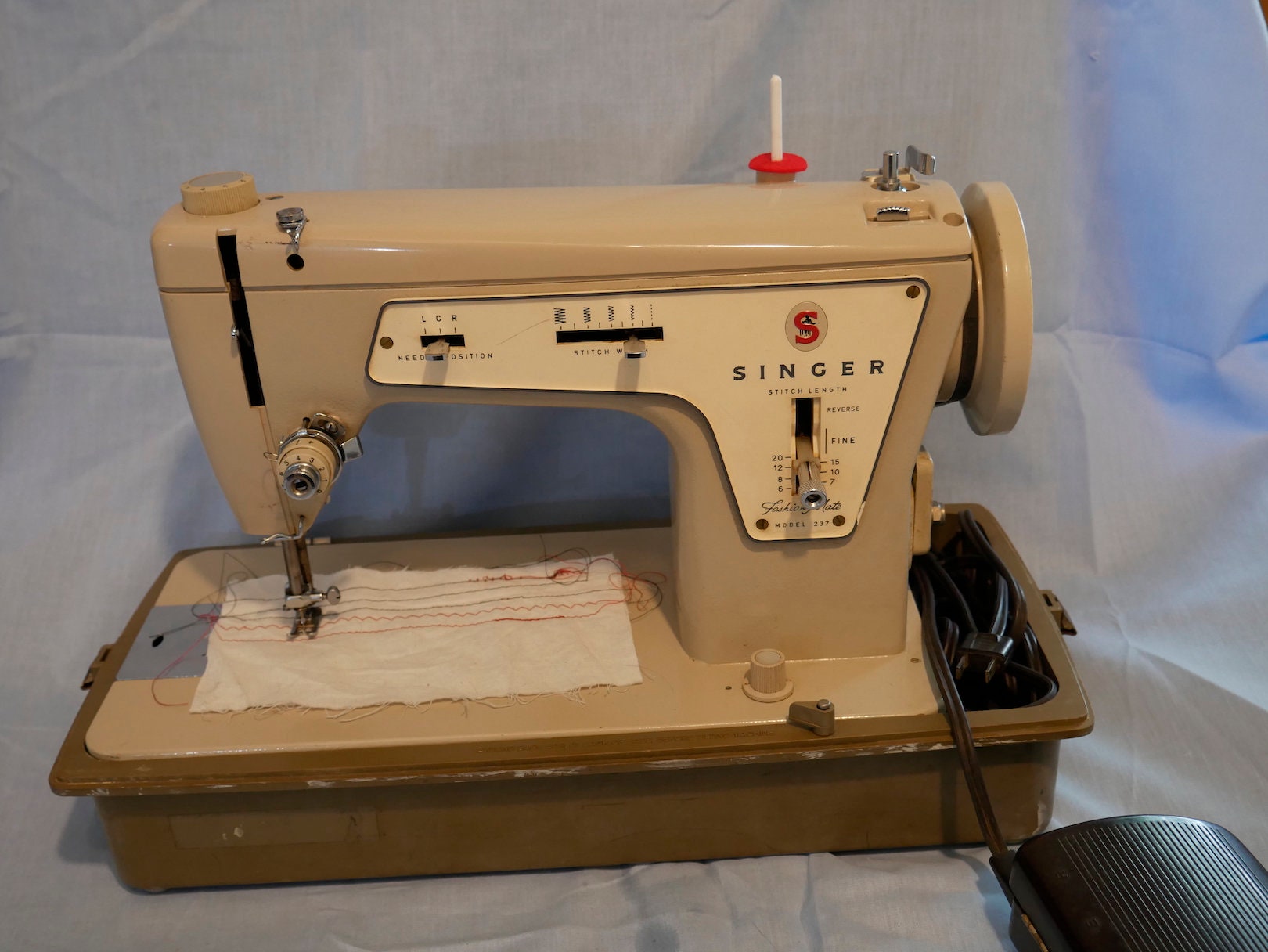 Vintage Singer Model 237 Fashion Mate Etsy