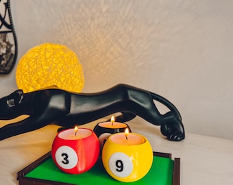 Ensemble de bougeoirs en forme de boules de billard