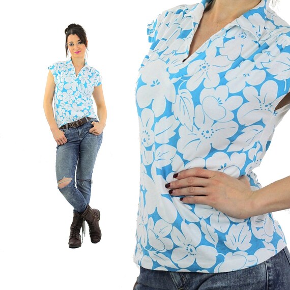 Hawaiian shirt white blue floral short sleeve kni… - image 1