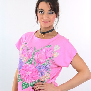 Camiseta floral Camiseta grunge floral Camiseta rosa holgada de manga corta Camiseta vintage retro de los años 80 Talla grande imagen 3