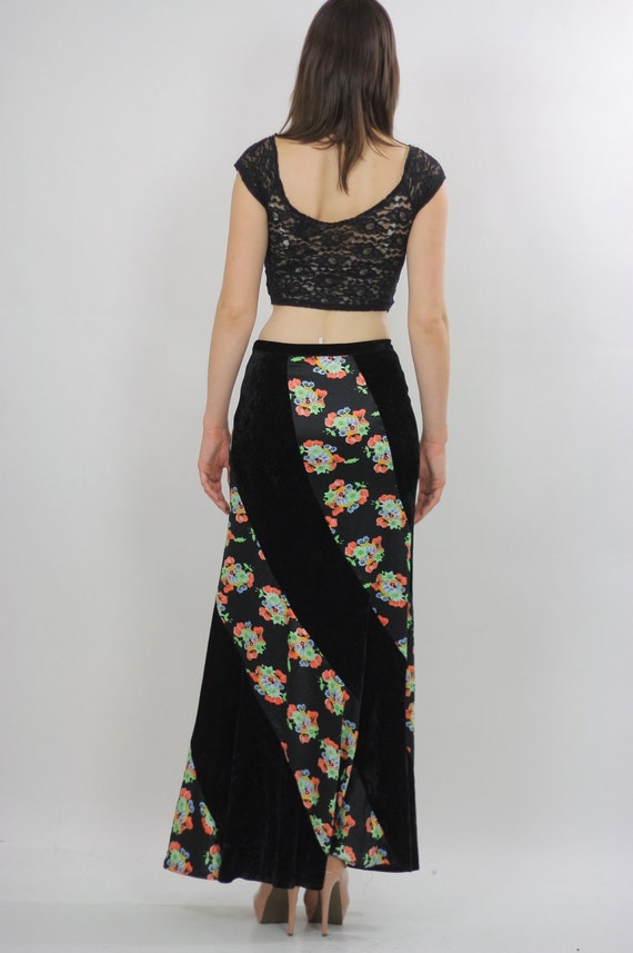 Floral grunge skirt black abstract floral 90s got… - image 4