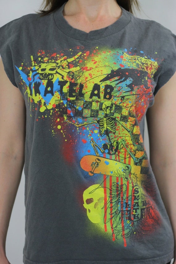 Vintage graphic T shirt skateboard tee shirt neon… - image 4