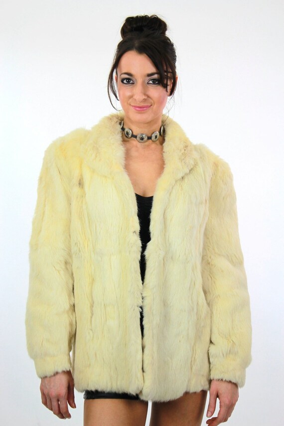 Vintage 80s Boho Hippie Glam rock white fur jacke… - image 2