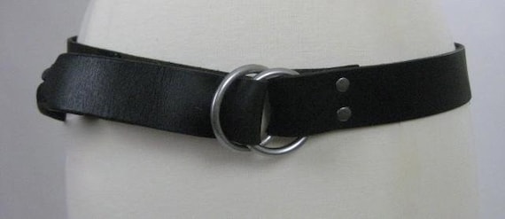 Vintage 80s Boho black leather belt Adjustable ri… - image 1