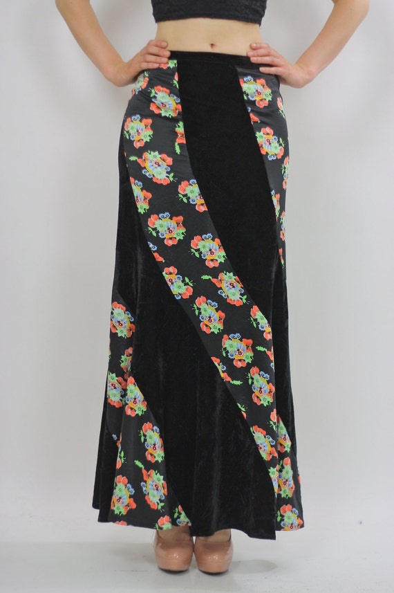 Floral grunge skirt black abstract floral 90s got… - image 5