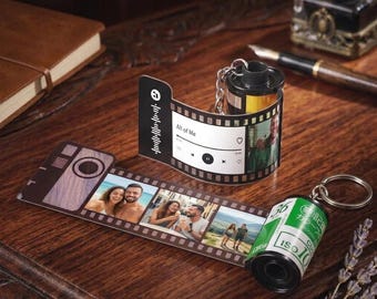Portachiavi personalizzato a forma di rullino fotografico, portachiavi a forma di rullino fotografico, regalo di compleanno, anniversario o commemorativo per coppie.