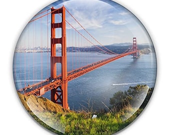 Golden Gate Bridge Crystal Paperweight: San Francisco Souvenir (3 Inch)
