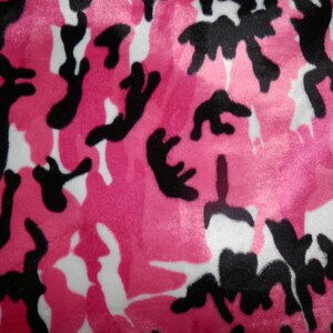 15&quot;x19&quot; Pink Camo Camouflage Print Velboa Short Pile Fabric #512