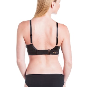 26F / 26DDD Black Bralette, Women&#39;s Sports Bra in Black, Black Yoga Bra,Small Band Bra, Adjustable Bralette,28 Bra Band, Supportive Bralette