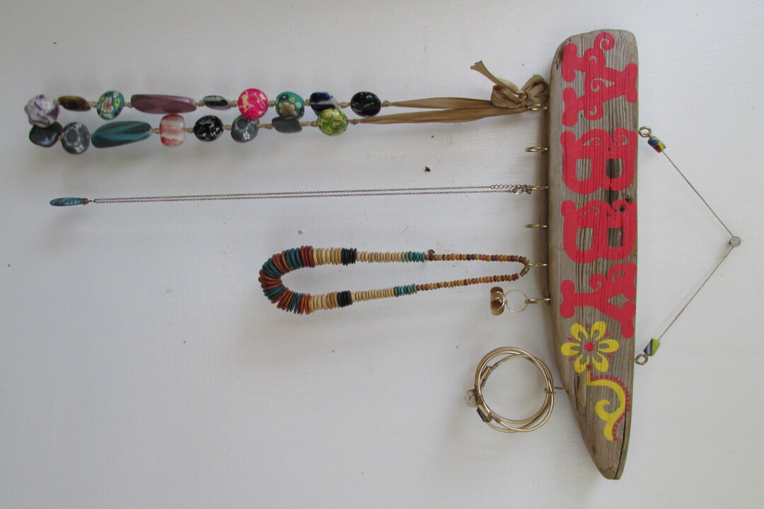 Jewelry Rack Topper Sign Examples Custom Driftwood Name Sign: Jewelry Wall Rack, Shabby Chic Home Decor ...