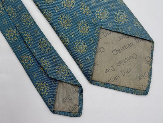 Vintage 1960s Skinny Light Blue Silk Tie with Gre… - image 10