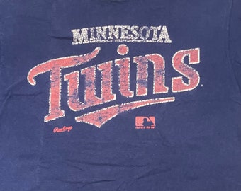 Vintage 1980s Minnesota Twins Navy Blue MLB Baseball T-Shirt by Hanes Beefy-T XL