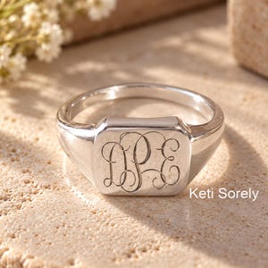 10K, 14K or 18K Solid Gold Rectangle Signet Ring with Engraved Monogram Initials. Personalized.