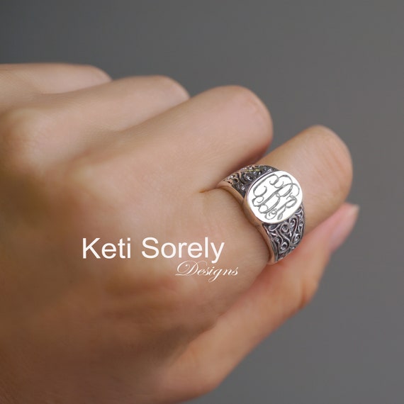 Monogram Signet Ring With Personalized Initials in 10K 14K or -  Israel