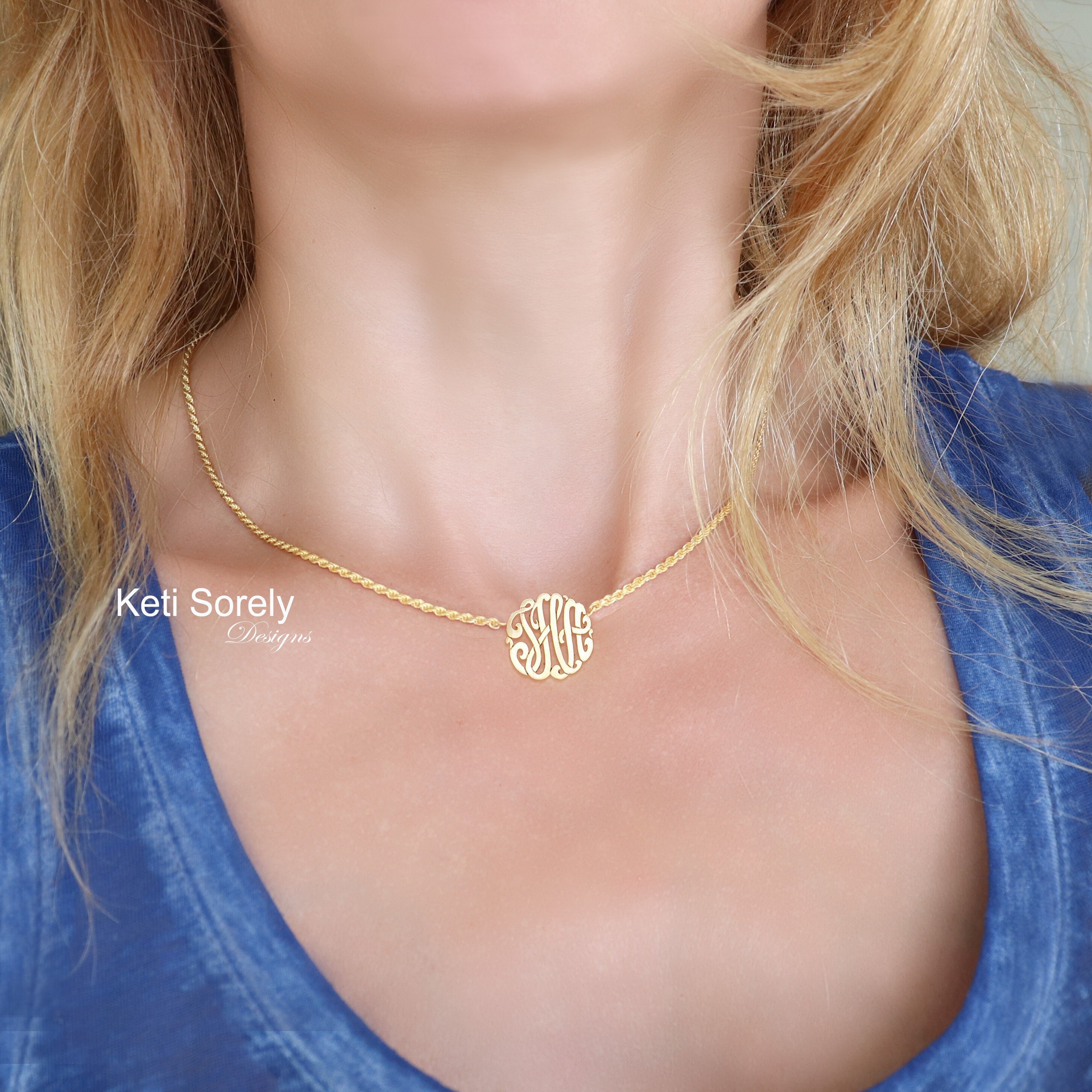 Small Monogram Necklace With Large Rope 