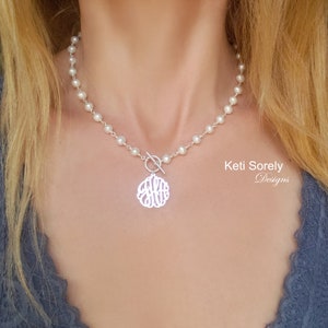 Natural Pearl Necklace with Monogrammed Initials & Toggle Clasp, Personalized Necklace in Sterling Silver, Yellow or Rose Gold,