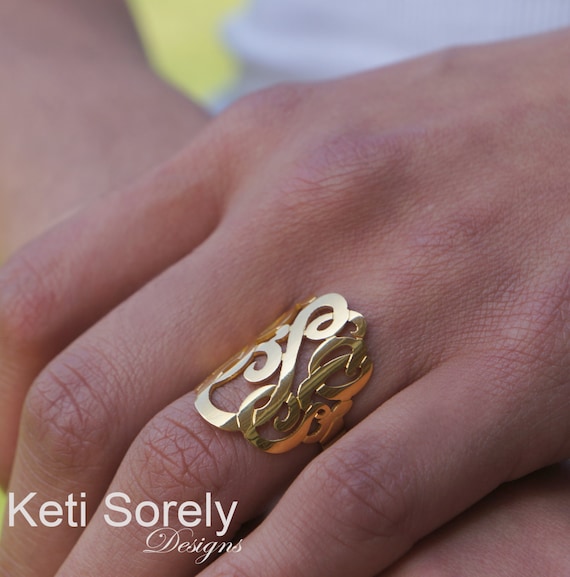 Personalized Monogram Ring - Mothers Engravable Ring, Vintage - Silver and  Gold