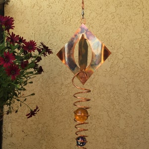 Handmade Copper Wind Spinner 3D design w/ 50mm glass sphere