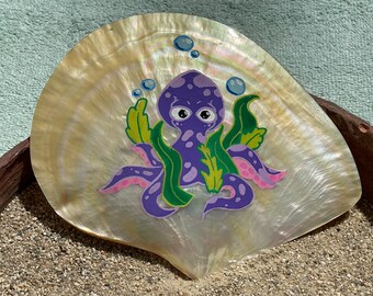 NEW Hand-Painted Gold-Lip Oyster 1/2 shell, polished mother of pearl (Octopus #1)