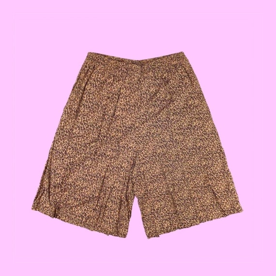 1990s Leopard High Waisted Bermuda Shorts