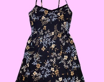 Vestido mini lencero con flores pequeñas Y2K WANTED
