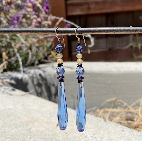 Light Sapphire Earrings, Shades of Pastel Blue in Antique Czech Glass and Austrian Crystal, Vintage Glass, Art Deco, "Metro 25"