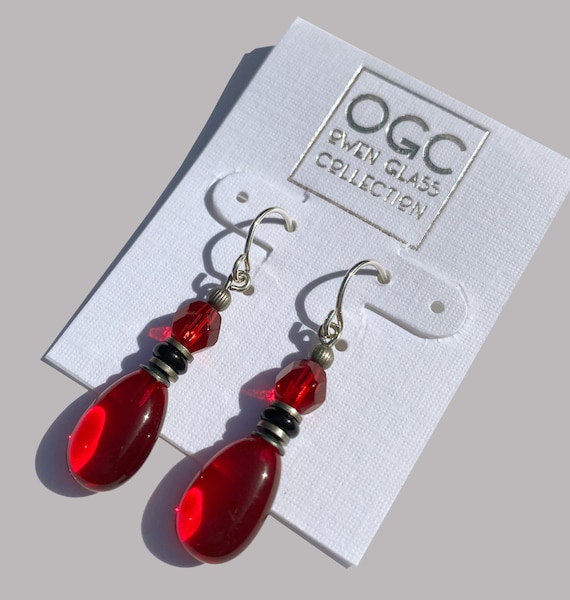 Red Glass Earrings, Bright Siam Red Glass Drop Earrings, Siam Red and Jet Czechoslovakian Glass, Silver Trim, Art Deco, "Raindrops 43"