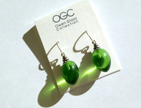 Bright Green Glass Earrings, German Glass with Silver Ear Wires, Citrus Grass Green, Art Deco Drops "Berries 41"