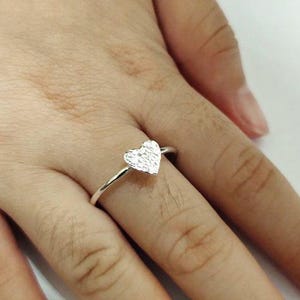Tiny Hammered Heart Ring - 925 Sterling Silver Stacking Ring - Minimalist Silver Heart Band - Dainty Handmade Ring Jewelry Gift for Her
