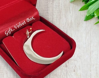 Polished Silver Crescent Moon Pendant 925 Sterling Silver Moon Necklace Moon Pendant Silver Moon Pendant Simple Everyday Jewelry Love Gift